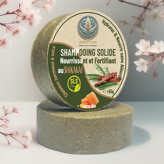 Shampoing solide naturel à base de Shikakai et Ghassoul aux 9 plantes, fabriqué artisanalement avec une senteur Miel