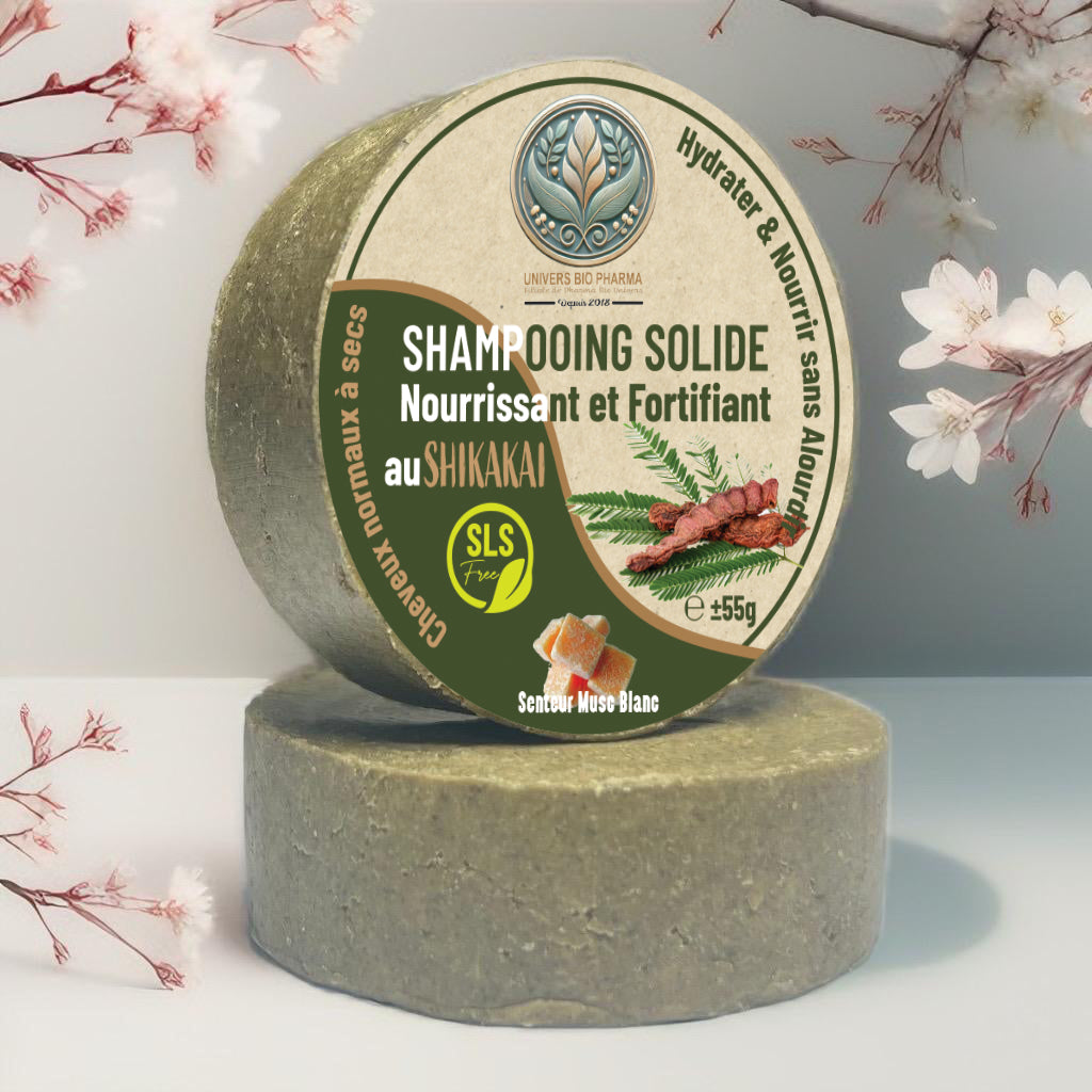 Shampoing solide naturel à base de Shikakai et Ghassoul aux 9 plantes, fabriqué artisanalement avec une senteur musc blanc