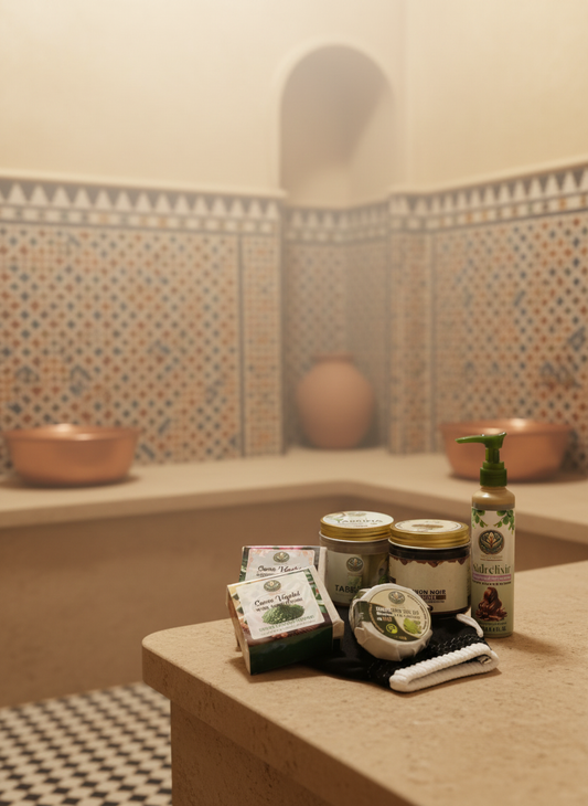 Pack cosmétiques sur plan hammam sans personnes