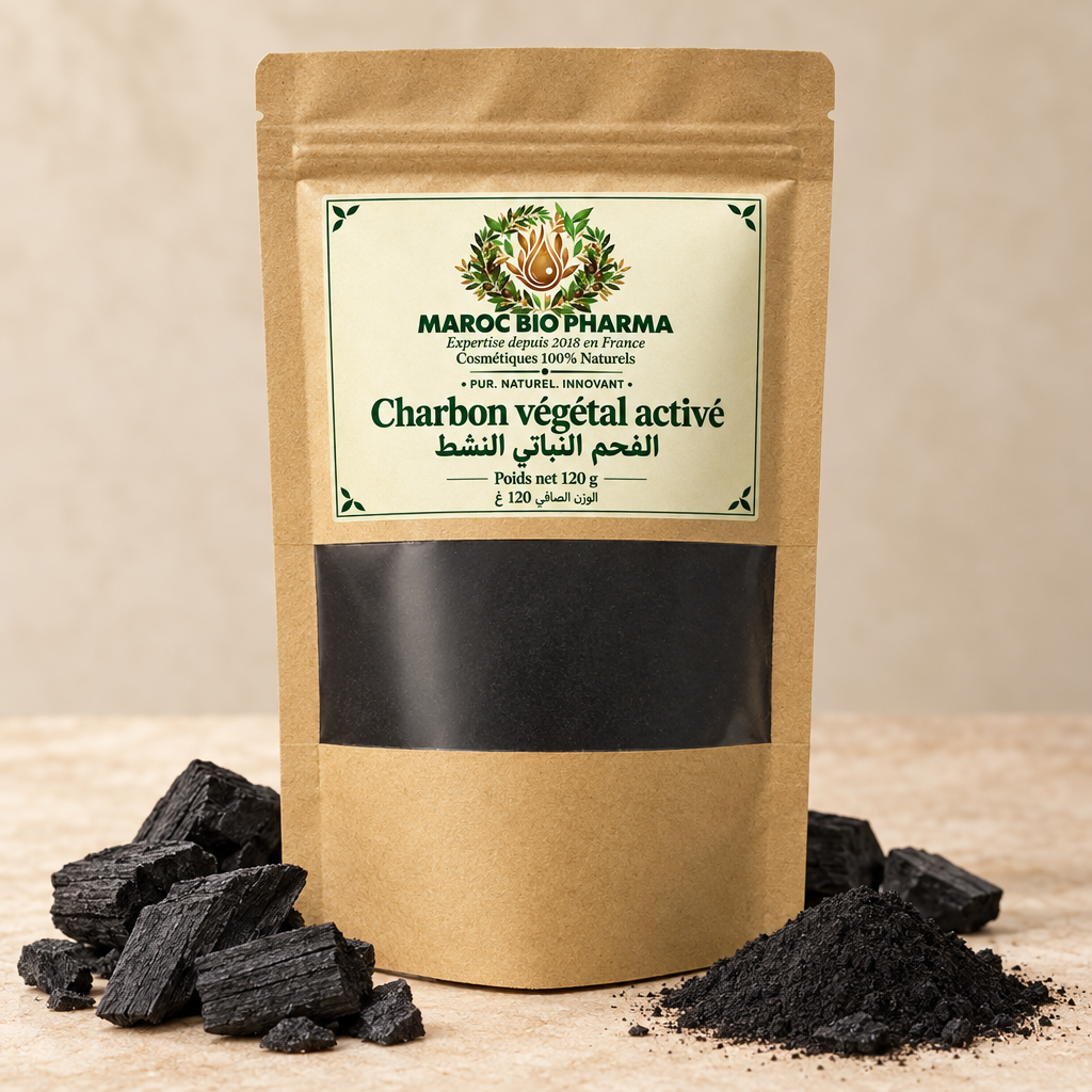 Sachet kraft de charbon végétal activé 120 g entouré de charbon